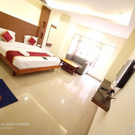Meridian Castle Hotel Puducherry Eksteriør billede