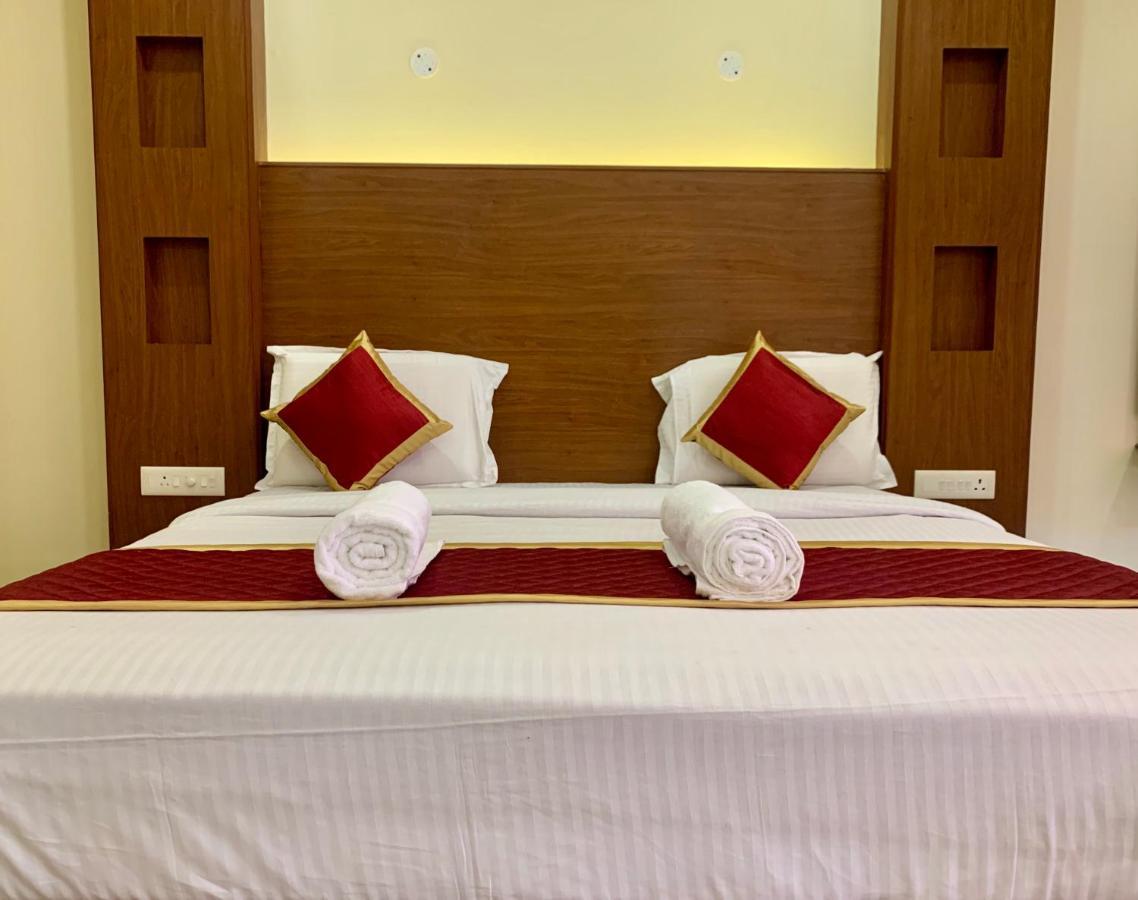 Meridian Castle Hotel Puducherry Eksteriør billede