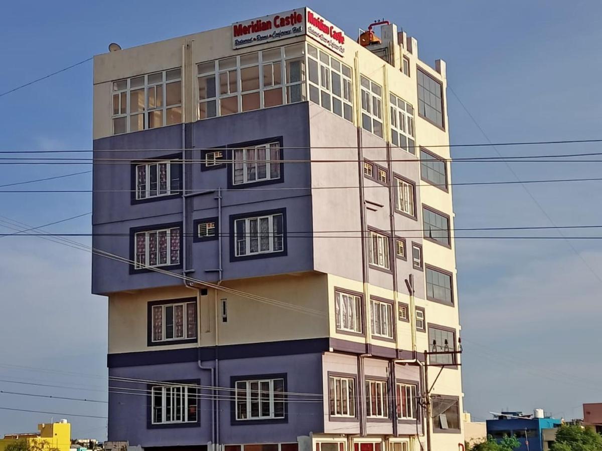 Meridian Castle Hotel Puducherry Eksteriør billede