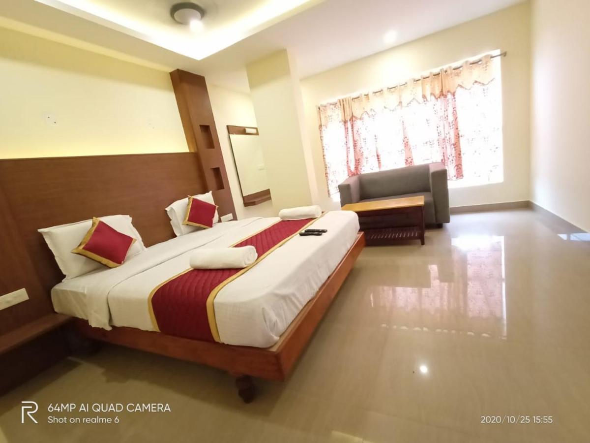 Meridian Castle Hotel Puducherry Eksteriør billede