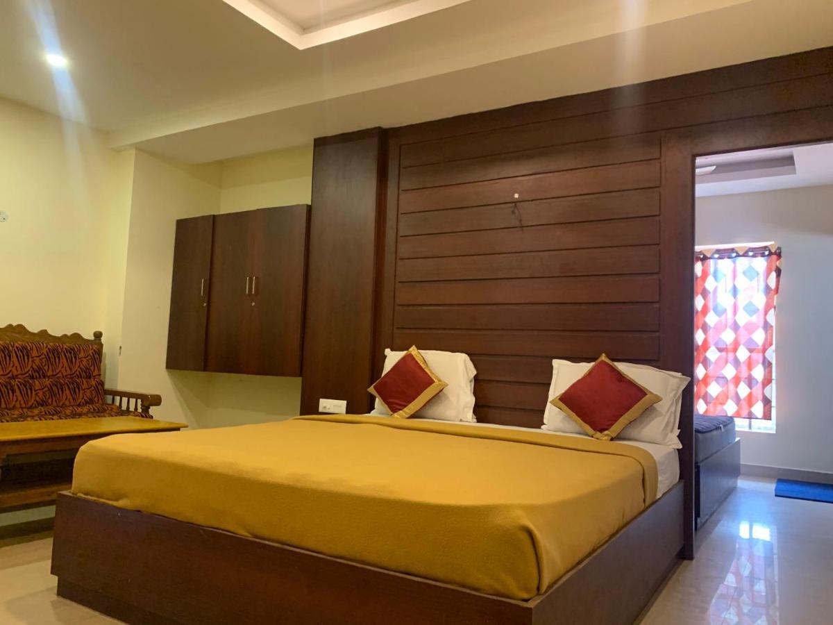 Meridian Castle Hotel Puducherry Eksteriør billede